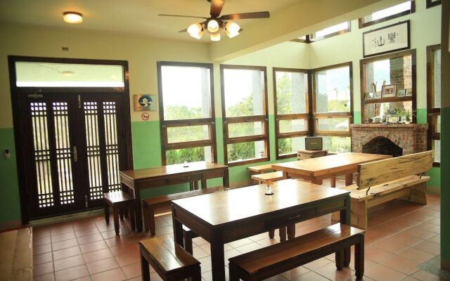 Taroko Mountain Dream Homestay B&B
