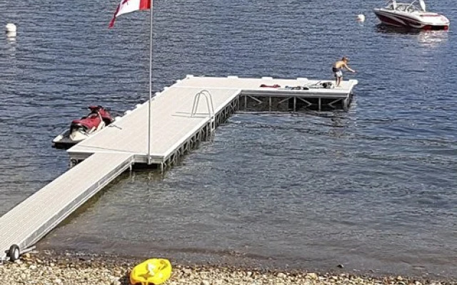 St. Ives On Shuswap, St Ives, Canada