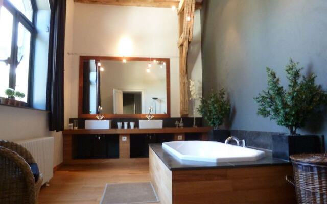 Luxury Mansion in Hastière-par-delà With Swimming Pool