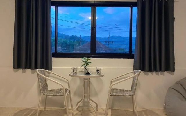 84 Bar ve Konuk Evimiz