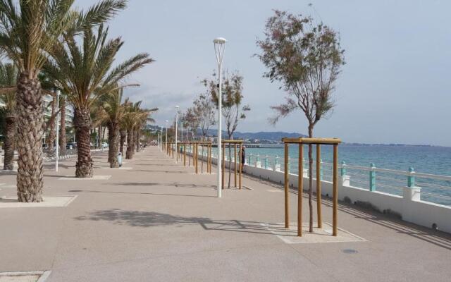Sea Front Apartment Cannes