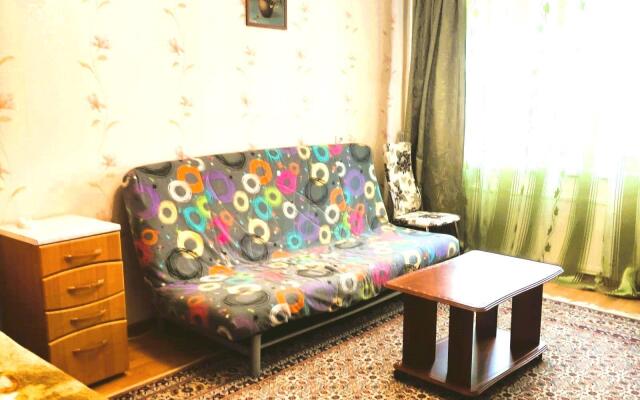 Апартаменты на улице Геологоразведчиков 8