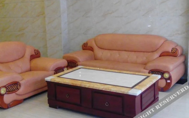 Saturday Business Hotel