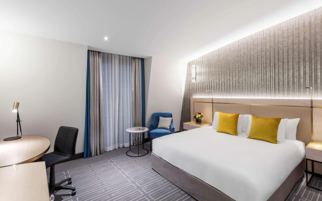 Paradox Sydney