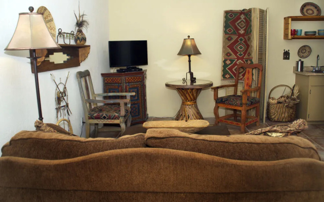 Tubac Country Inn