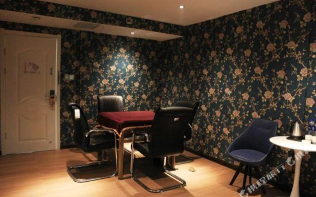 Zhengzhou Shangjia Fashion Hotel (Longzihu College District Store)