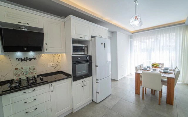 Villa With Pool Jacuzzi and Cinema Room in Fethiye