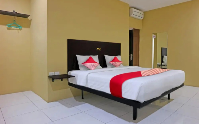 Hotel AERO