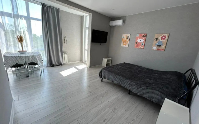 Studio apartment on Gaidara street 22