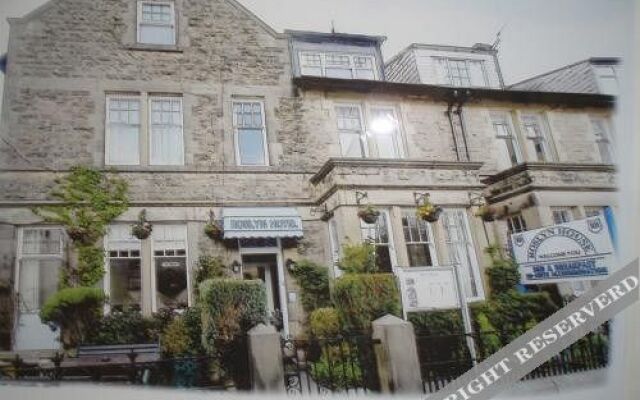 Roslyn House