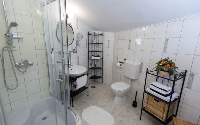 House VILA LJILJA