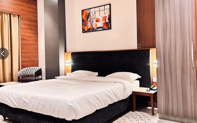 Travinities Hotel Chand Ratan Palace