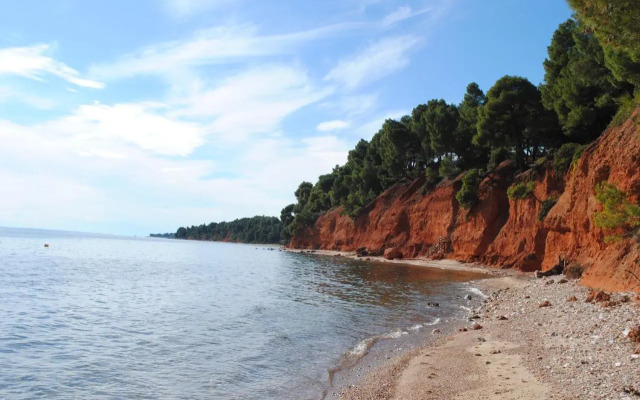 Daniil's Seafront Apartment
