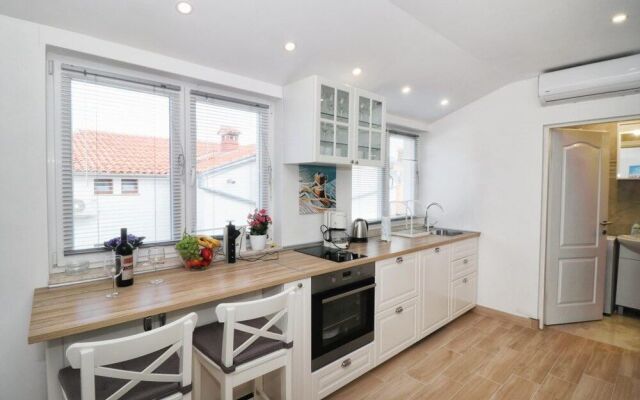 Apartments Korina and Dadi