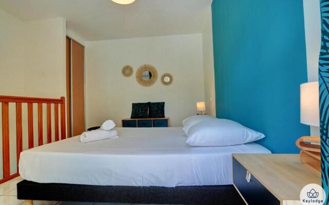 T2 - Duplex – Neptune - 34 m2 – Vue mer - Saint-Denis