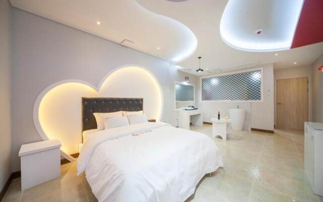 Samho Hotel