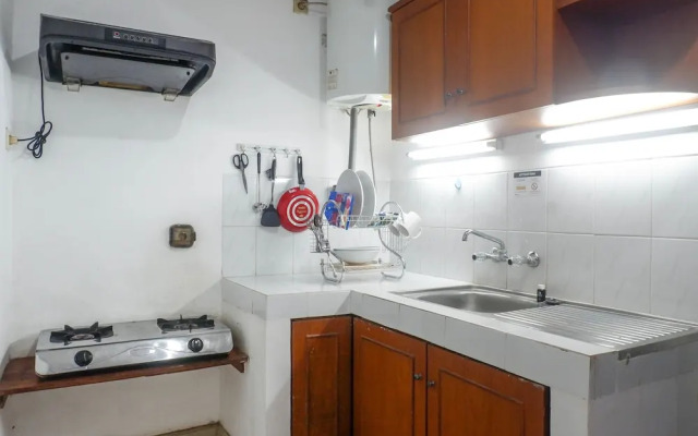 Spacious Classic 1BR Apartment at Taman Beverly