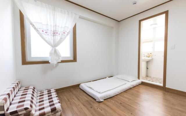 Kory Guesthouse