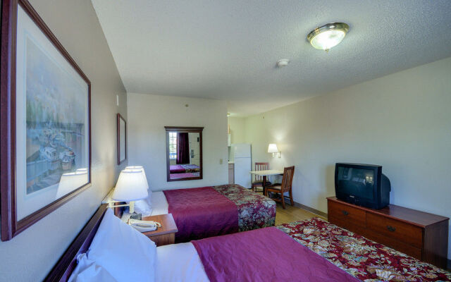 Intown Suites Extended Stay Houston - Westchase