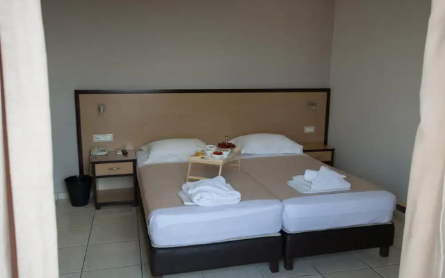 Theofilos City Hotel