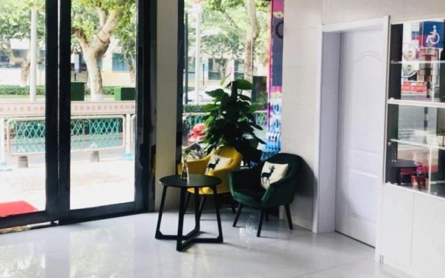 Shell Huaian Huaihai Dong Road Golden Eagle Hotel – Balcony – Qingjiangpu