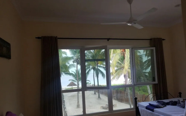 Bwejuu Beach Palm Villa