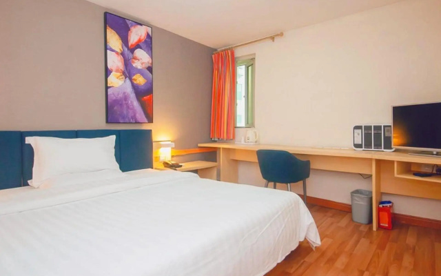 7 Days Inn Shenzhen China World Trade Center Merto Station Branch – Guest Rooms – Shenzhen
