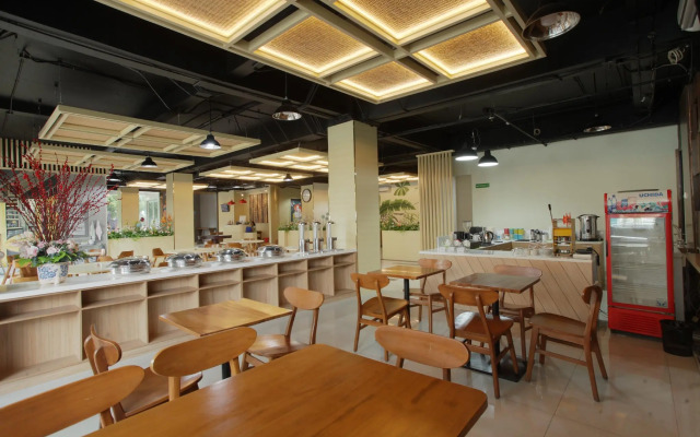 Lynt Hotel Jakarta