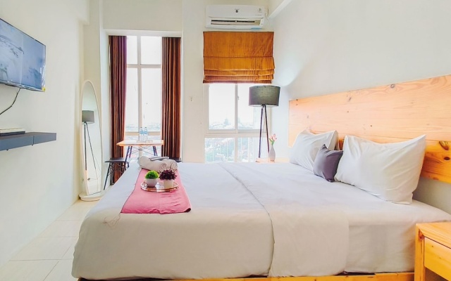 Comfy And Modern Studio At Bale Hinggil Apartment – Guest Rooms – Surabaya
