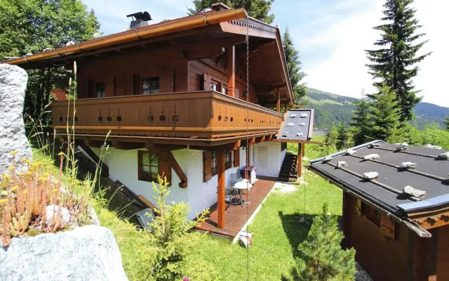 Flat in Konigsleiten With Shared Sauna