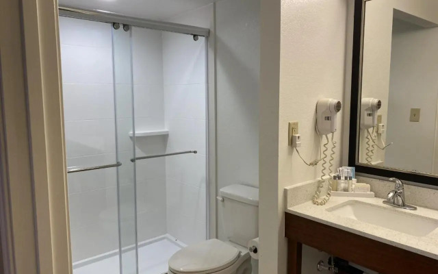 Cherokee Grand Hotel