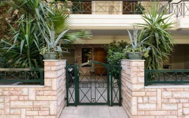 Apartment & Parking 100m Kerameikos Metro