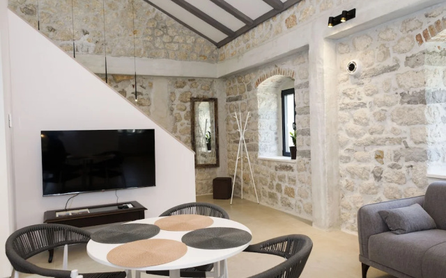 Galathea House