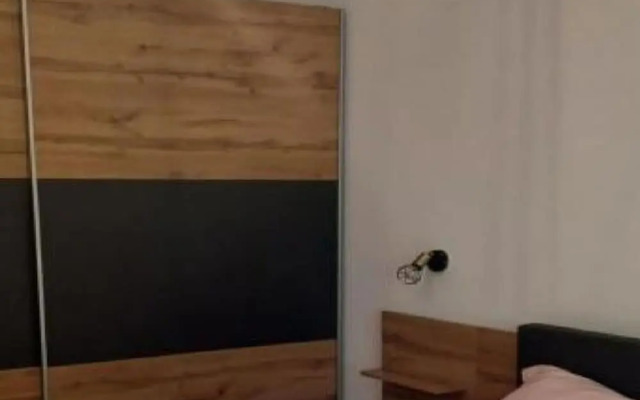 Apartment RR - One Bedroom Apartment With Balcony