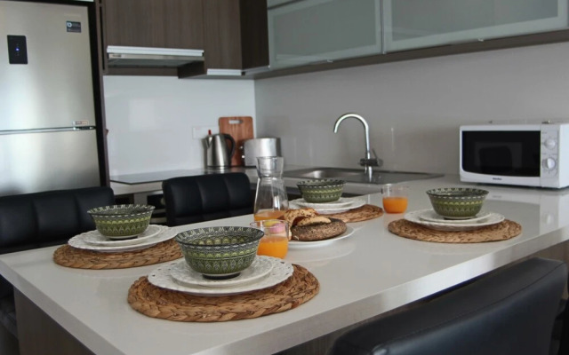 Phaedrus Living: Seaside Luxury Flat Lighthouse 53