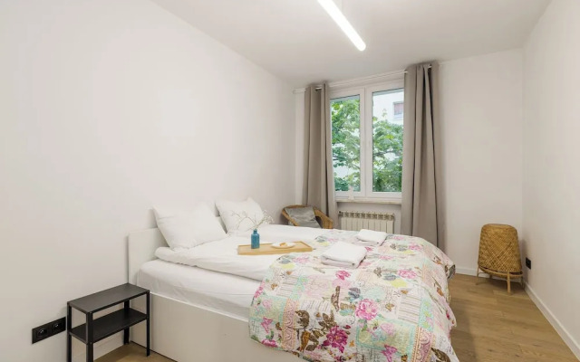 ShortStayPoland Stępińska B181