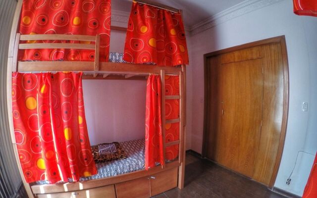 Red Monkey Hostel: Água Branca