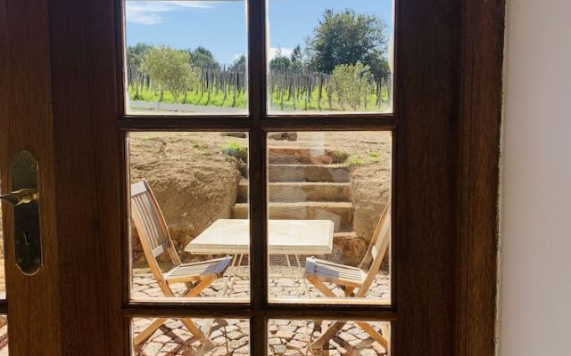 SCALI Wine LODGE