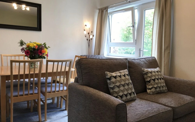 2 Chessels Court, Flat 3