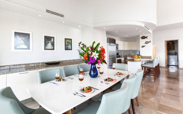 Gran Peninsula 3BR Condo By RMH