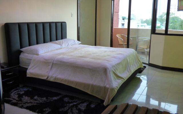 Manila Bay Serviced Apartments