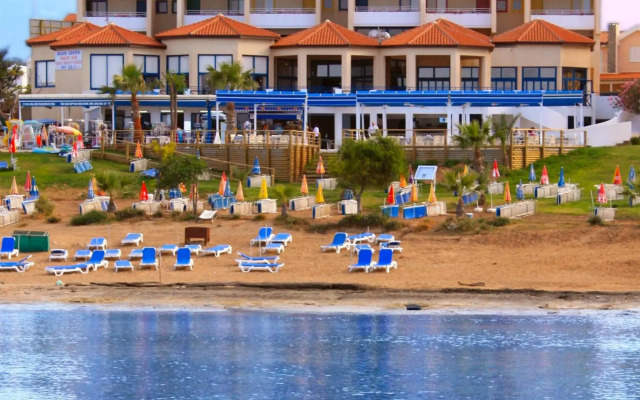 Myroandrou Beach Apartments