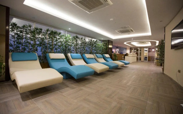 World Point Reis Inn Hotel