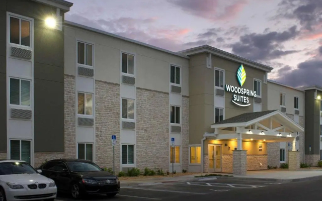 WoodSpring Suites Orlando Airport