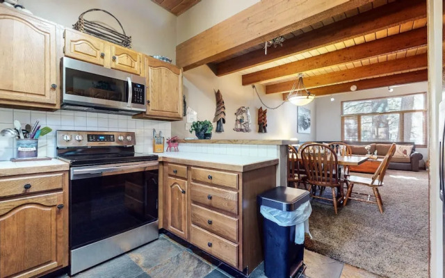 Winterset #33 3 Bedroom Condo