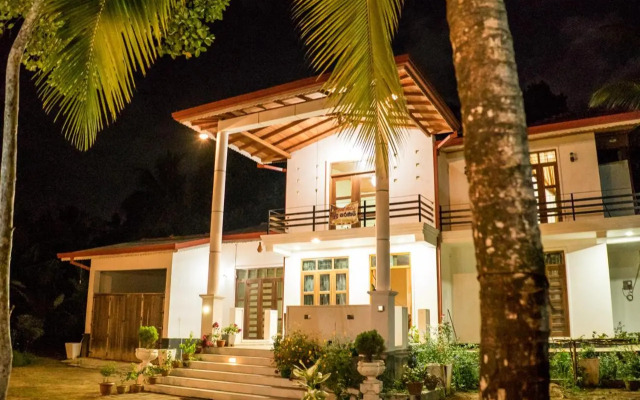The Breeze Pinnawala Homestay