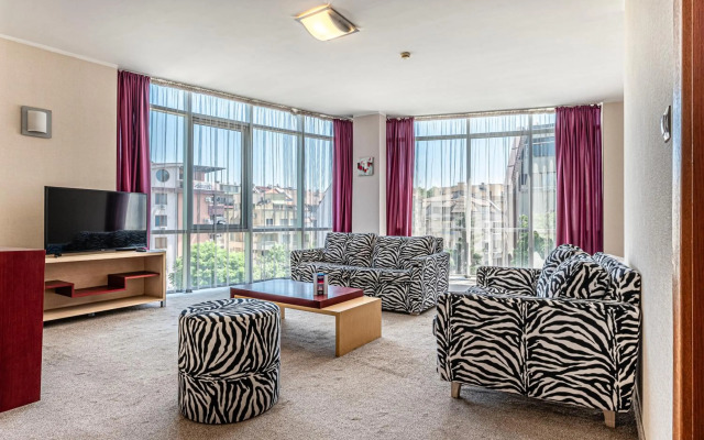 Hotel Noris