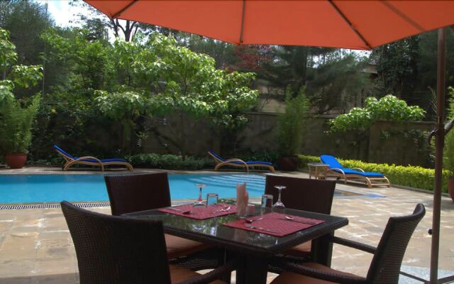 Lenana Suites