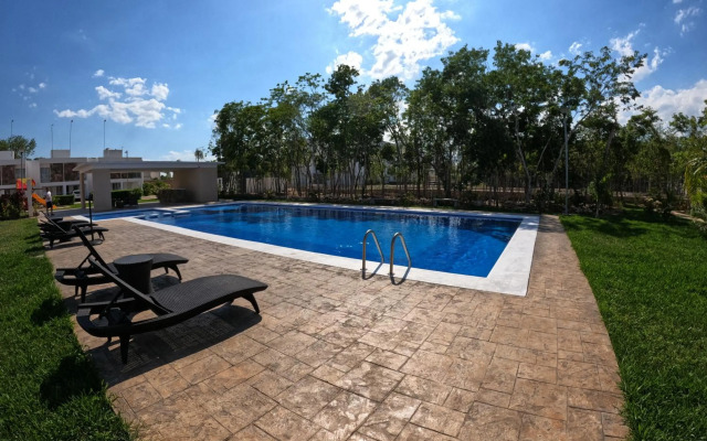 Villa familiar en Playa del Carmen con alberca