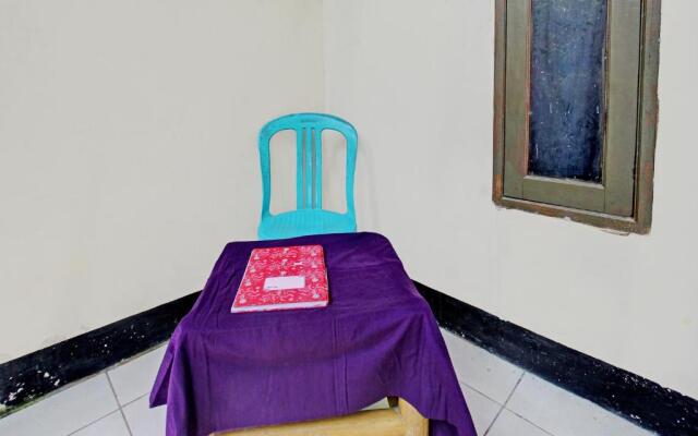 Hotel O Ashooy HomestayNearWisata Desa sedau